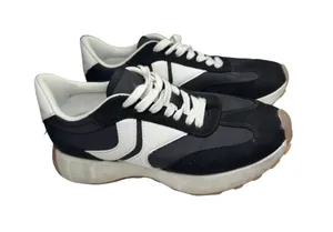 Steve Madden Womens 7 Kendrix Athletic Jogger Casual Sneakers Shoes black white thumbnail 1