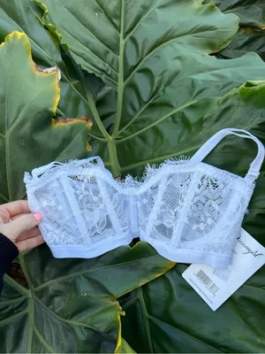Dreamgirl White Lace Lingerie bra sz Small thumbnail 2