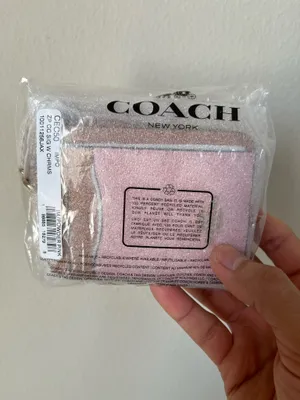 Coach card case thumbnail 10