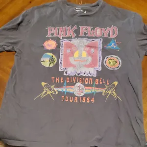 Abercrombie & Fitch Gray Pink Floyd Graphic Tee thumbnail 1