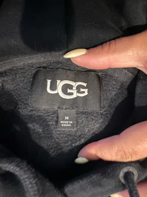 UGG black hoodie  thumbnail 3