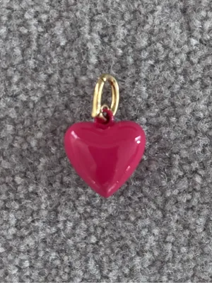 NWOT Roxanne Assoulin The Mini Puffy Heart Charm In Dark Rose thumbnail 2