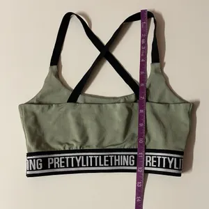 Pretty Little Thing Light Green & Black X-Back Sports Bra Size 2 GUC thumbnail 7