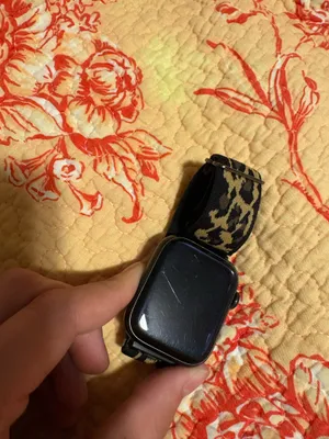 Series 7 Apple Watch 45mm thumbnail 2