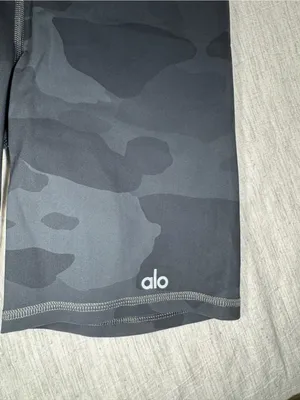ALO Yoga High-Waist Camo Bike Shorts | Extra Small thumbnail 2