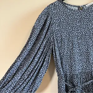 ✨ Abercrombie & Fitch Gray Black Leopard‎ Cheetah Mini Dress XS thumbnail 3