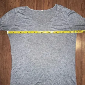 LULULEMON Bulux Lightweight V Neck Sweater Grey Thumb‎ Holes Medium thumbnail 6
