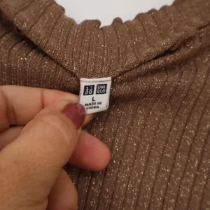 Uniqlo Sweater Womens L Brown Metallic Ribbed Mock Neck Good thumbnail 2