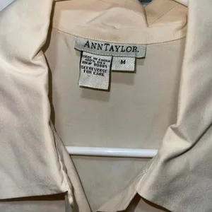 As Is Vintage Ann Taylor 100% Silk Women's Blouse - Size Medium thumbnail 4