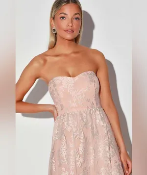 NWOT Lulus Love Will Find A Way Peach Lace Strapless Maxi Dress S thumbnail 2