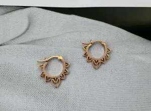 Hollow Flower Gold Hoop Earrings for Women thumbnail 3
