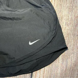 Nike‎ Dri-Fit Tempo Shorts Womens Small Black Track Running Short Brief Lined thumbnail 5