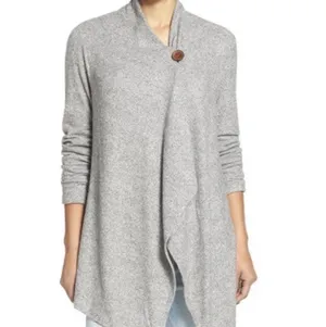 Bobeau Grey Leopard One-Button Fleece Wrap/Cape/ Cardigan thumbnail 3