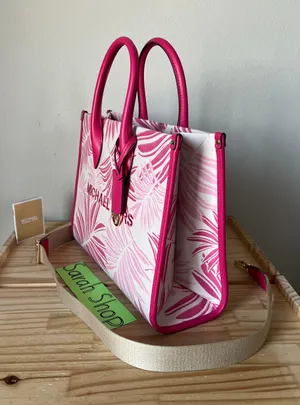 Michael Kors Purse thumbnail 3