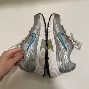 Nike Initiator Shoes Size‎ 8 thumbnail 6