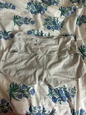 Lululemon Shorts thumbnail 2