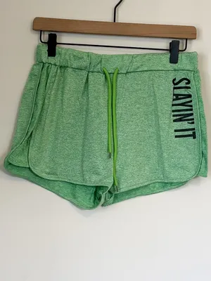 NWT Cupshe Slayin' It Green Crop Top & Shorts Lounge Set - Size: Extra Large thumbnail 3