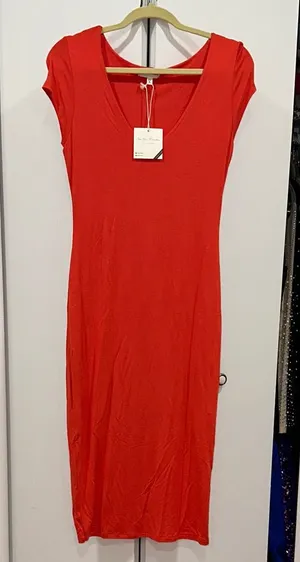 See You Monday V-scoop neck mid dress thumbnail 1