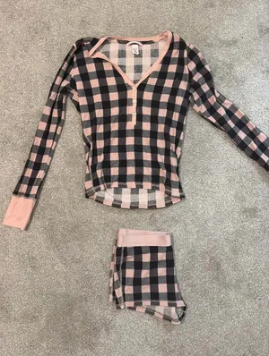 Victoria’s Secret pajama set thumbnail 1