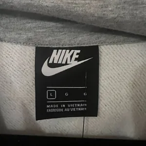 Nike Sweatshirt thumbnail 3