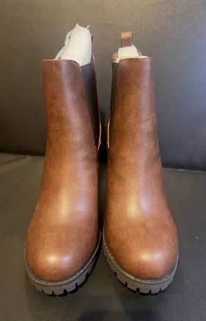 Brown Heeled Chelsea Boots thumbnail 1