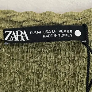 Zara Olive Green Textured Popcorn Knit Ruffle‎ Puff Shoulder Top Womens Medium thumbnail 4