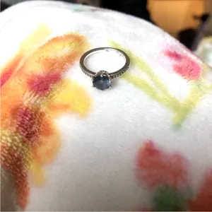 Pandora Blue Sparkling Crown Ring thumbnail 9