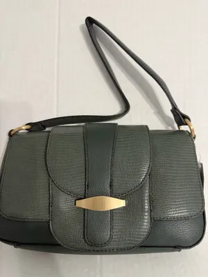 Time and Tru Olive Green Textured Shoulder Bag with Gold Accent thumbnail 1