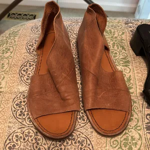 FREE PEOPLE Mont Blanc Asymmetrical Sandal thumbnail 2