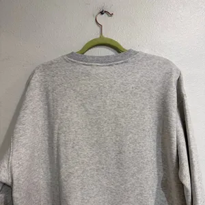 H&M Gray Monaco 64 France Graphic Oversized Sweatshirt Sz M NWT thumbnail 7