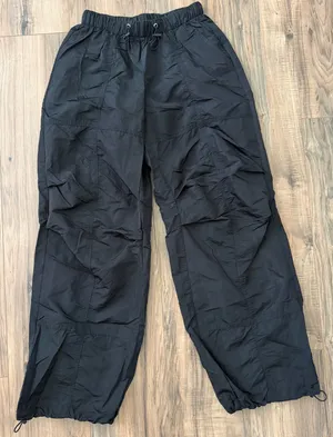PacSun Parachute Pants Black Cargo Low-Rise Adjustable Drawstring W S thumbnail 1