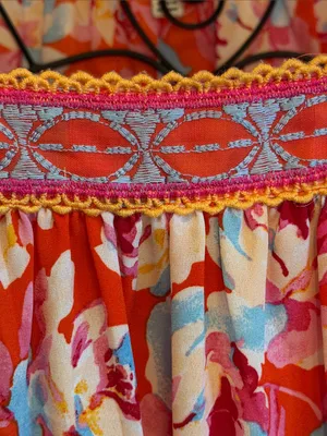 ❤️❤️❤️BOGOHO❤️❤️❤️Floral Red Peasant Blouse with Embroidered Square Neck-Large thumbnail 3