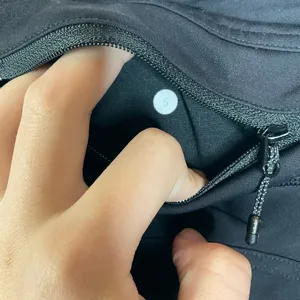 Lululemon Black Cropped Leggings‎ Size 6 thumbnail 4