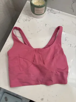 Lulu sports bra thumbnail 1