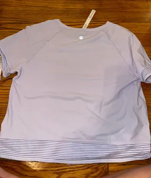 Lululemon Shirt thumbnail 3