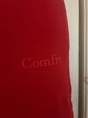 Comfrt red sweatpants thumbnail 2