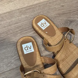 DV Dolce Vita Women's Elaine Strappy Flat Sandals thumbnail 3