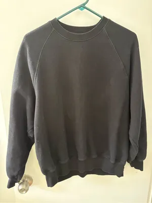 Aritizia Black pullover sweat fleece mega fit thumbnail 1