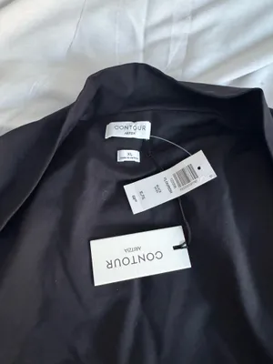 Aritzia Contour Flourish Long Sleeve thumbnail 3