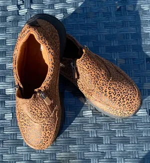 Lands' End Woman’s low rise boots thumbnail 1