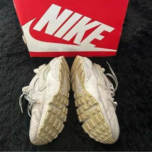 NIKE Huarache activewear lace up shoes sneakers women’s 8 thumbnail 6