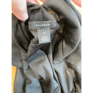 Halogen Tank Women's XL Black 100% Polyester Ruched Side V-Neck Preppy Top B62 thumbnail 5