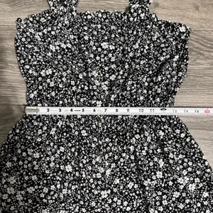 Blue Rair Women‎ Floral Jumpsuit Wide Leg Crop Tie Shoulder Smocked Waist Size L thumbnail 8
