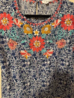 THML Blue and White Floral Short-Sleeve Blouse thumbnail 4