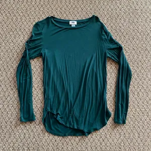 Old Navy ‼️ Long Sleeve‼️ thumbnail 1