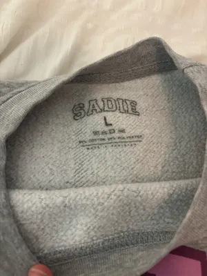 IDGAF sweatshirt Gray Size L thumbnail 2