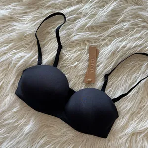 Skims Ultimate Push Up Strapless Bra Onyx Size 30C thumbnail 3