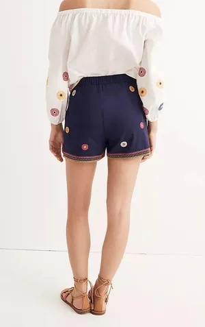 Embroidered boho floral elastic pull on Madewell short with pockets thumbnail 3