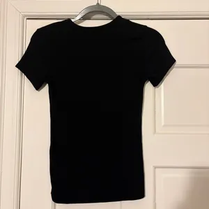 Zara tight-fitted t-shirt thumbnail 2