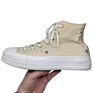 Converse Chuck Taylor Platform Beige Tan Embroidered Floral Flower Womens 11 thumbnail 13